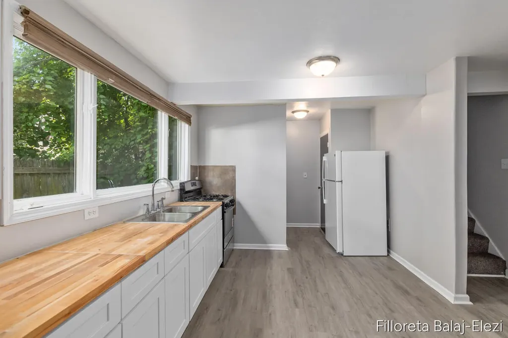 1115 Baxter Street SE Grand Rapids City MI 49507