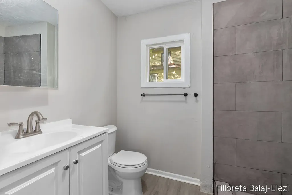 1115 Baxter Street SE Grand Rapids City MI 49507