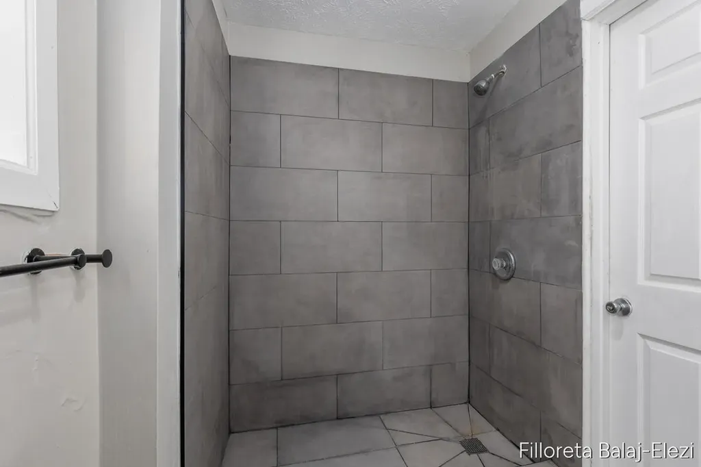 1115 Baxter Street SE Grand Rapids City MI 49507