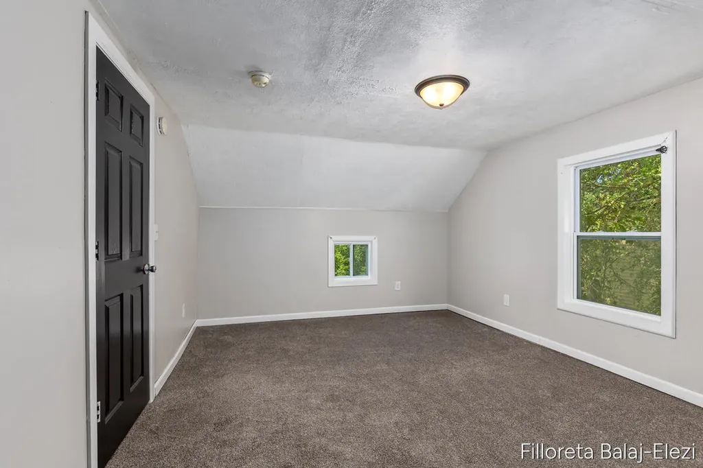 1115 Baxter Street SE Grand Rapids City MI 49507