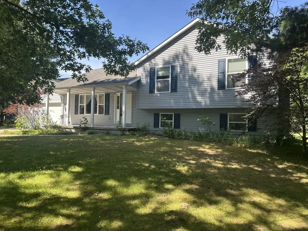 1918 43rd Street Valley Township MI 49010