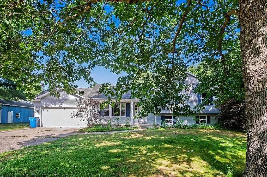 1918 43rd Street Valley Township MI 49010