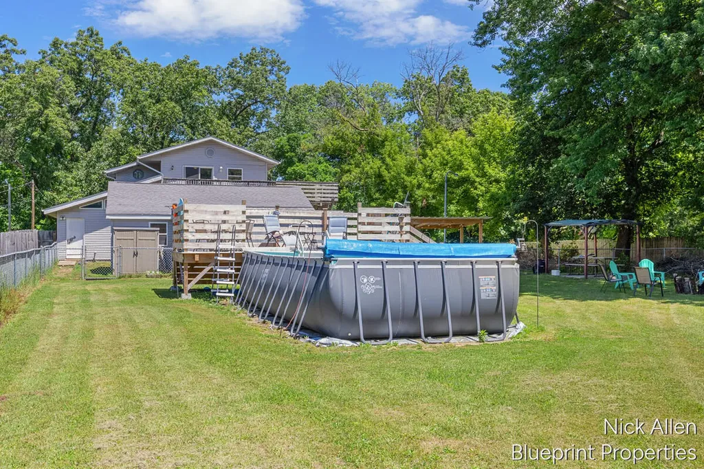 158 Wilson Street Coloma City MI 49038