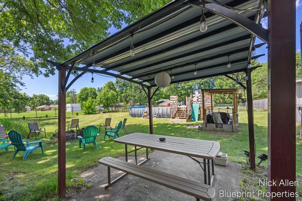 158 Wilson Street Coloma City MI 49038