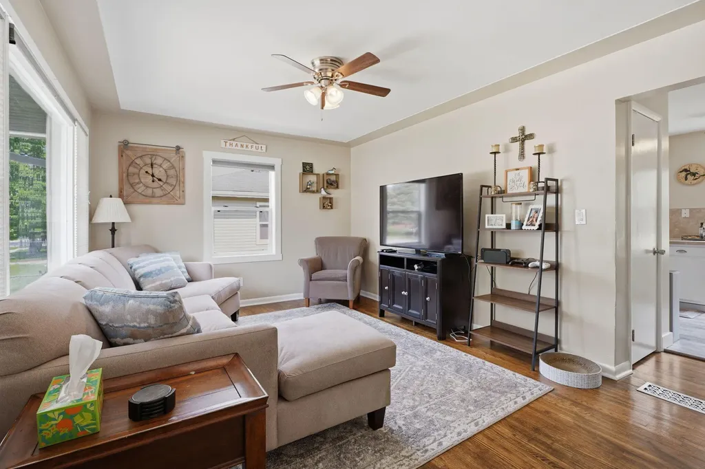 1626 Royal Oak Street SW Wyoming City MI 49519