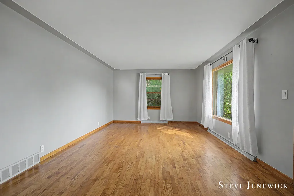 8261 Cottonwood Drive Georgetown Charter Township MI 49428