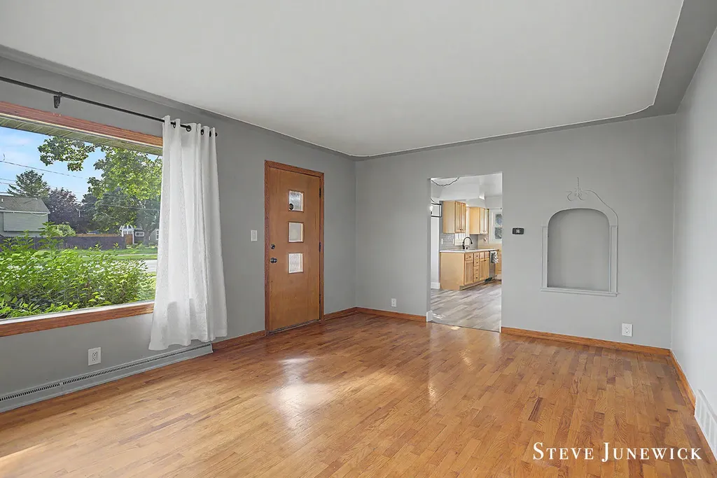 8261 Cottonwood Drive Georgetown Charter Township MI 49428