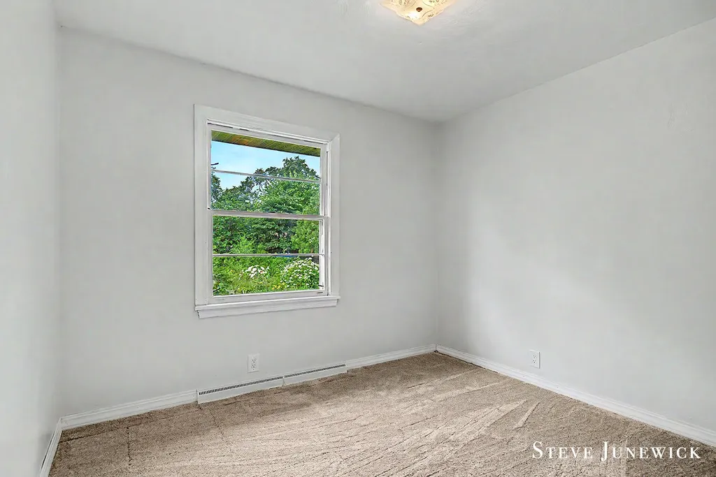 8261 Cottonwood Drive Georgetown Charter Township MI 49428