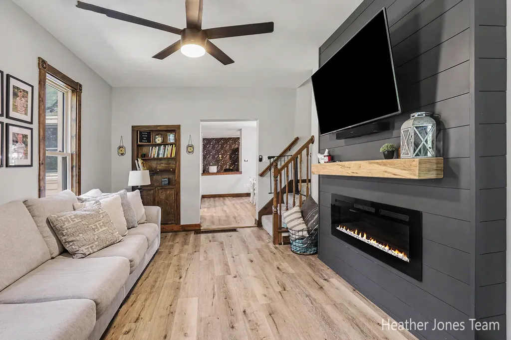 8960 Myers Lake Avenue NE Courtland Township MI 49341