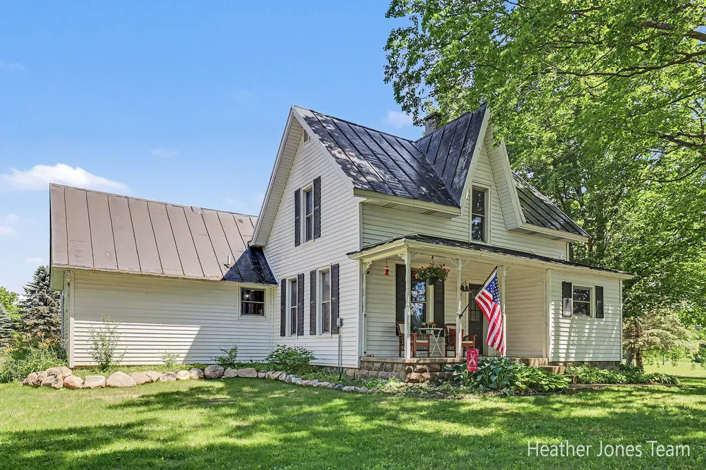 8960 Myers Lake Avenue NE Courtland Township MI 49341