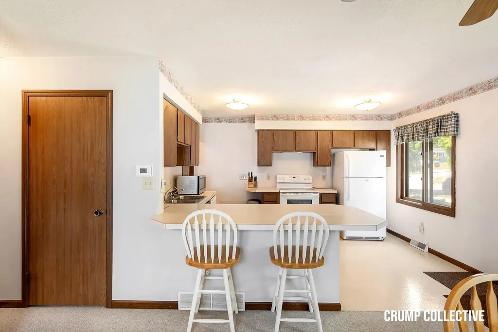 3410 Benjamin Avenue NE Grand Rapids City MI 49525