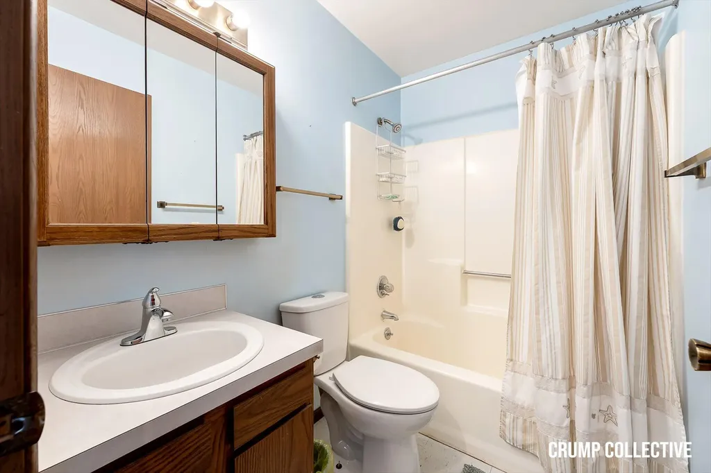 3410 Benjamin Avenue NE Grand Rapids City MI 49525