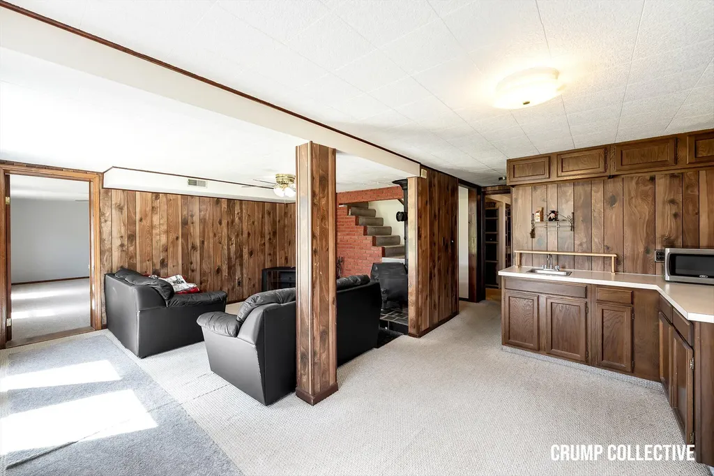 3410 Benjamin Avenue NE Grand Rapids City MI 49525