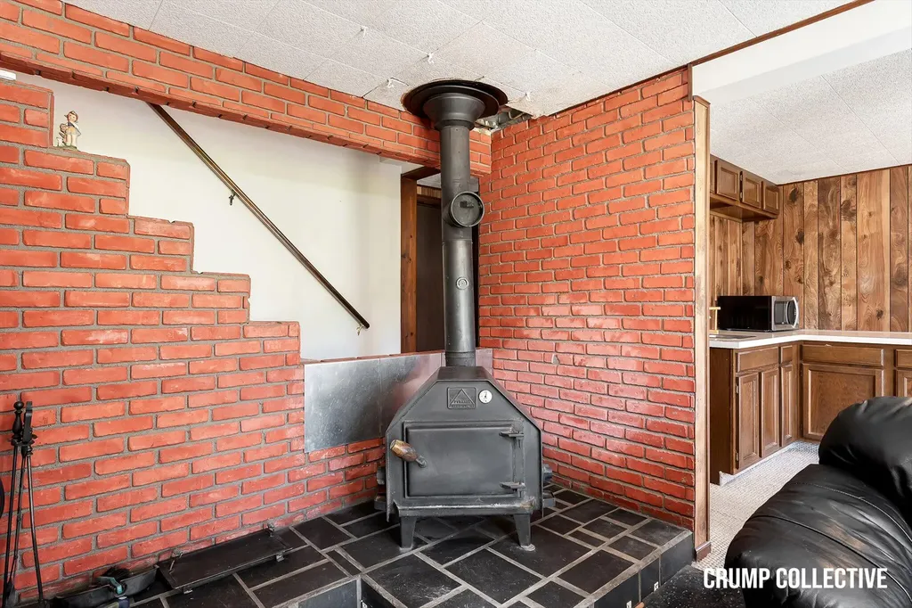 3410 Benjamin Avenue NE Grand Rapids City MI 49525