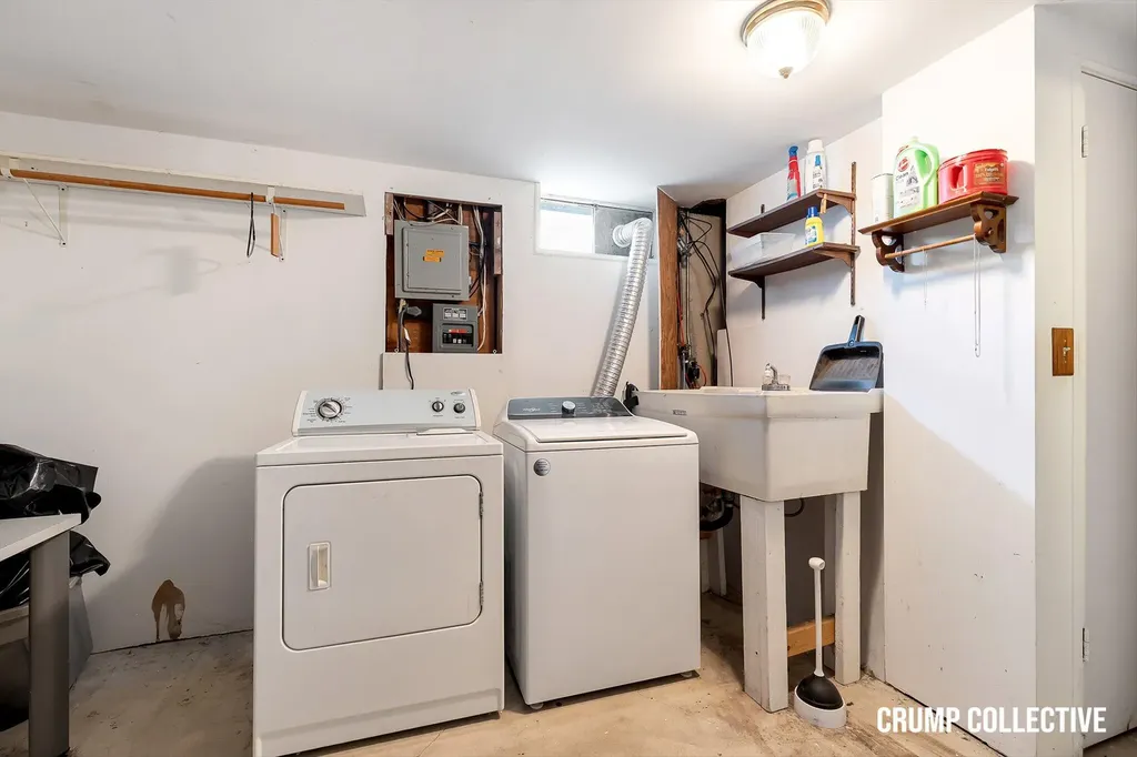 3410 Benjamin Avenue NE Grand Rapids City MI 49525