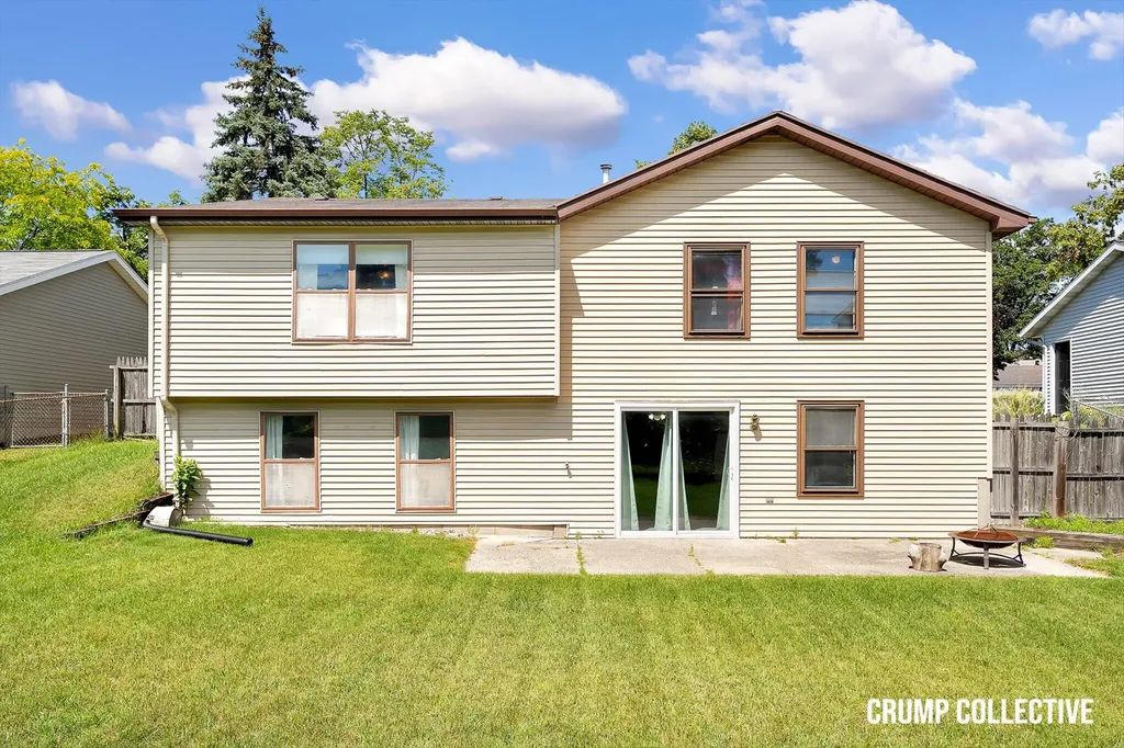 3410 Benjamin Avenue NE Grand Rapids City MI 49525