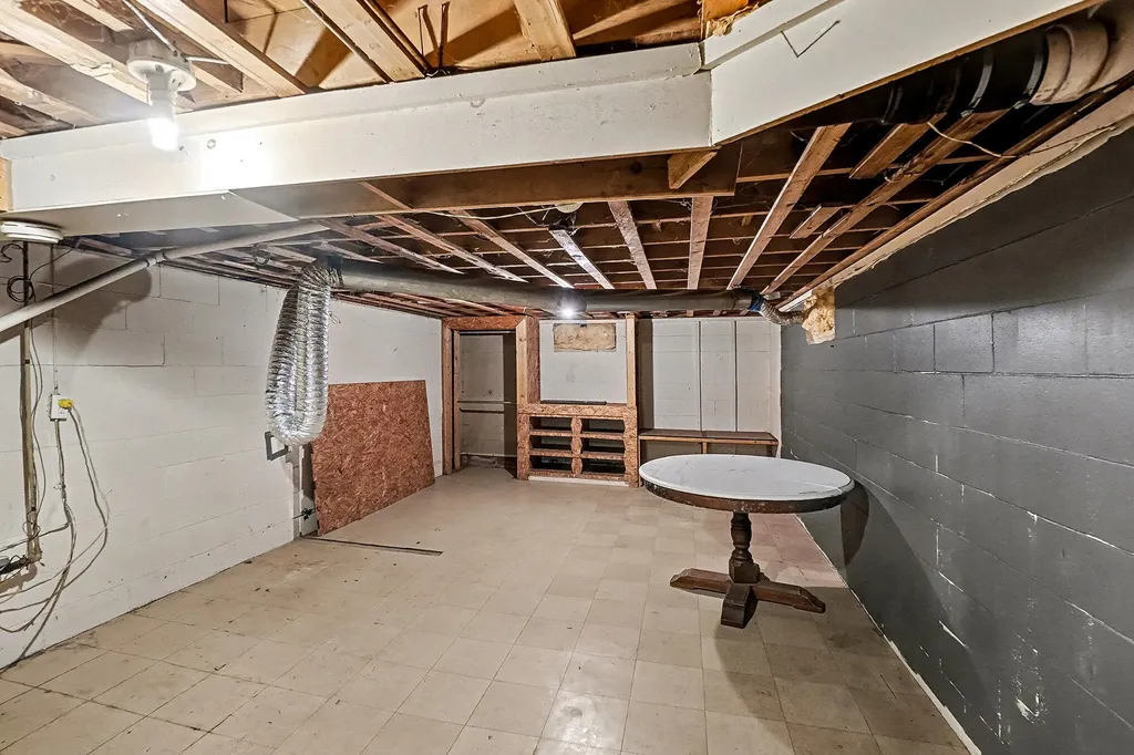 818 N Main Street Osceola Township MI 49631