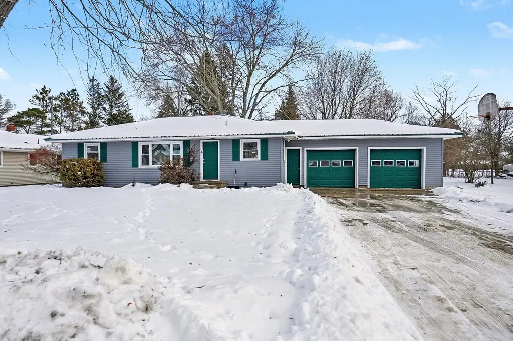 818 N Main Street Osceola Township MI 49631