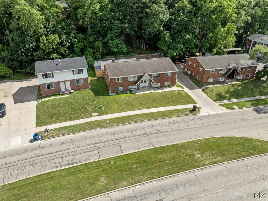 1860 Prairie Parkway SW Wyoming City MI 49519