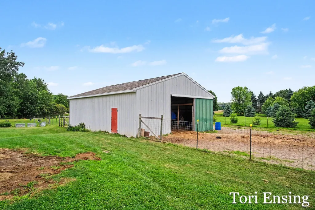 9137 Peterson Street NE Courtland Township MI 49341