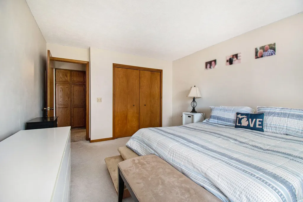 1374 Bent Tree Court Georgetown Charter Township MI 49426