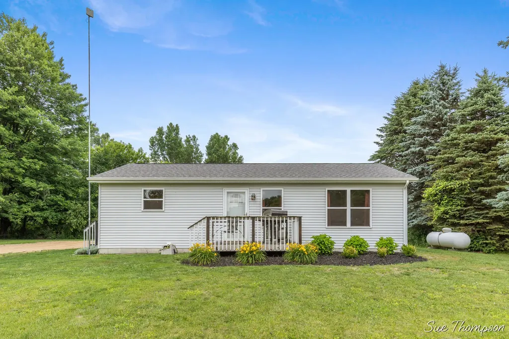 2972 W Kroman Road Unknown City MI 48884