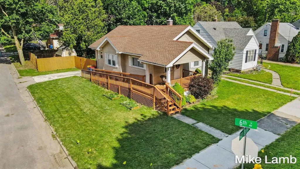 735 Van Buren Avenue NW Grand Rapids City MI 49504