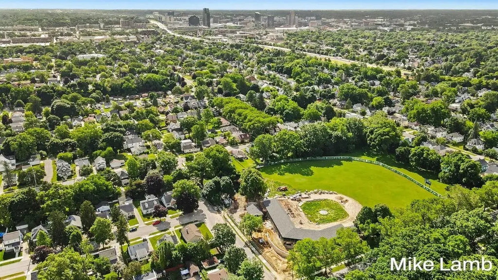 735 Van Buren Avenue NW Grand Rapids City MI 49504