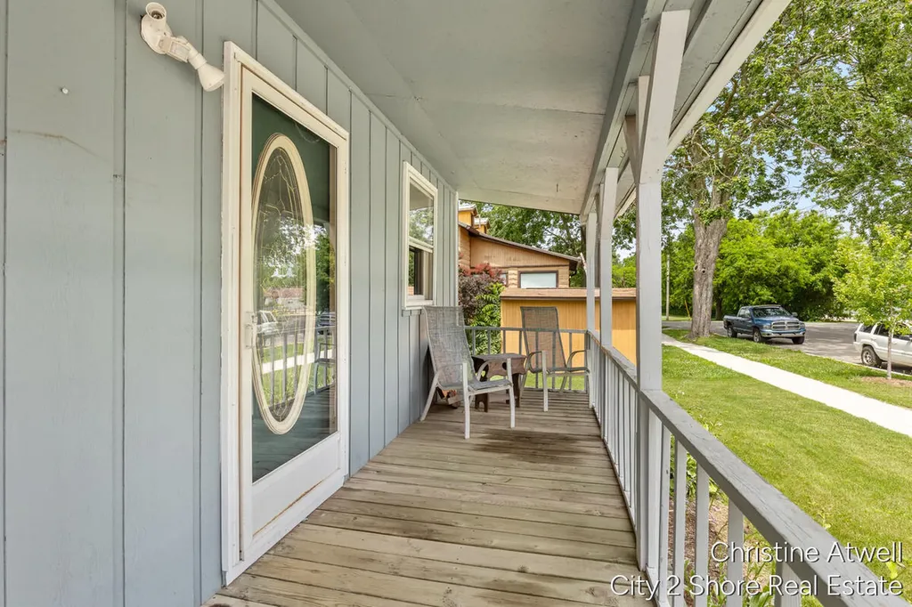 1321 Pearl Street Lake Odessa Village MI 48849