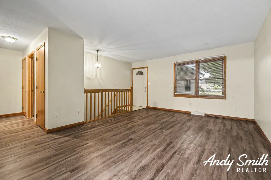 400-402 60th Street SE Gaines Charter Township MI 49548