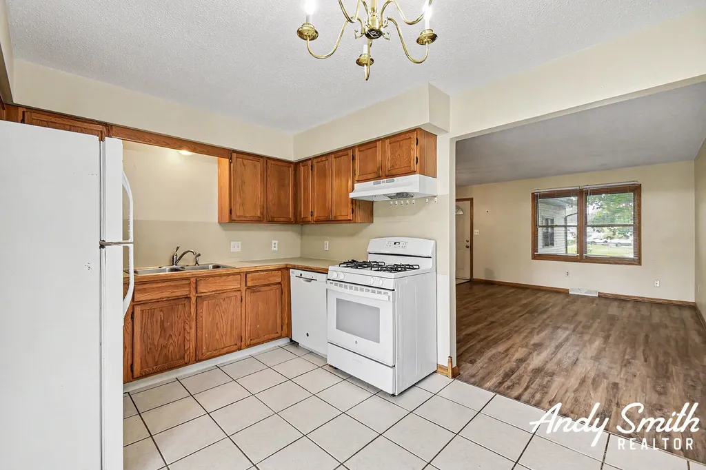 400-402 60th Street SE Gaines Charter Township MI 49548