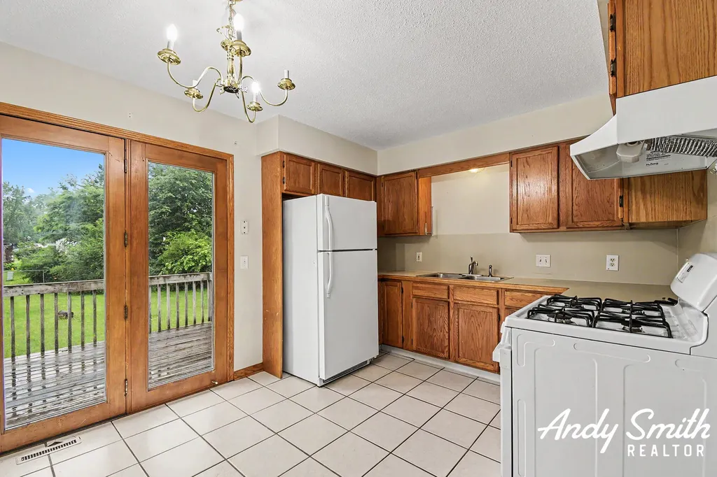 400-402 60th Street SE Gaines Charter Township MI 49548