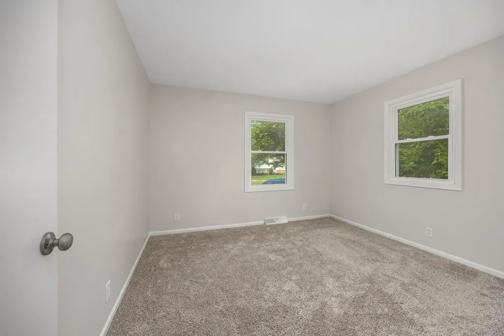 6914 Brooklyn Avenue SE Gaines Charter Township MI 49508