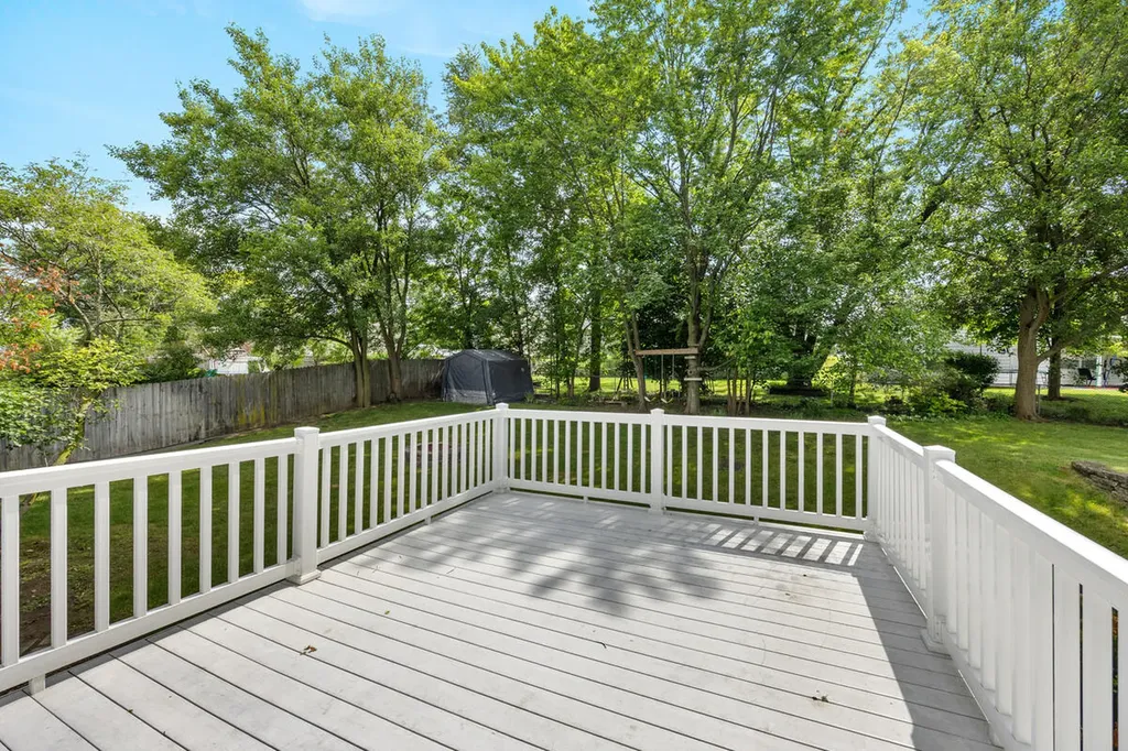 6914 Brooklyn Avenue SE Gaines Charter Township MI 49508