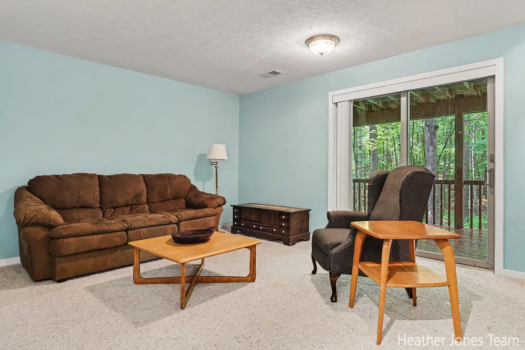 10288 Hathaway Drive Eureka Township MI 48838