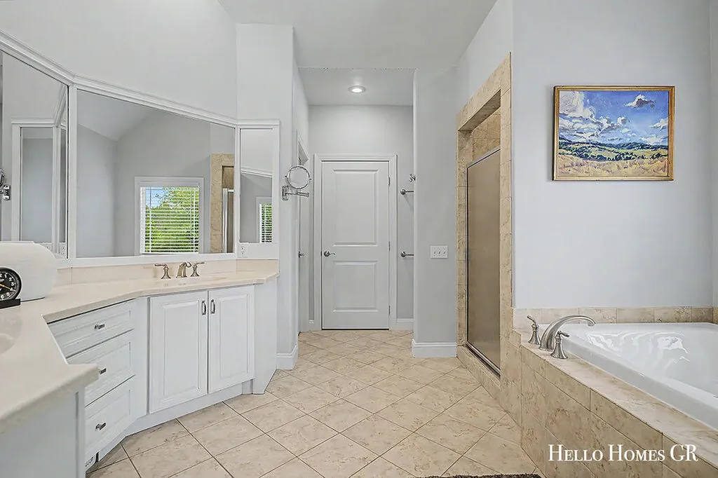 5327 Canyon River Drive NE Cannon Township MI 49301