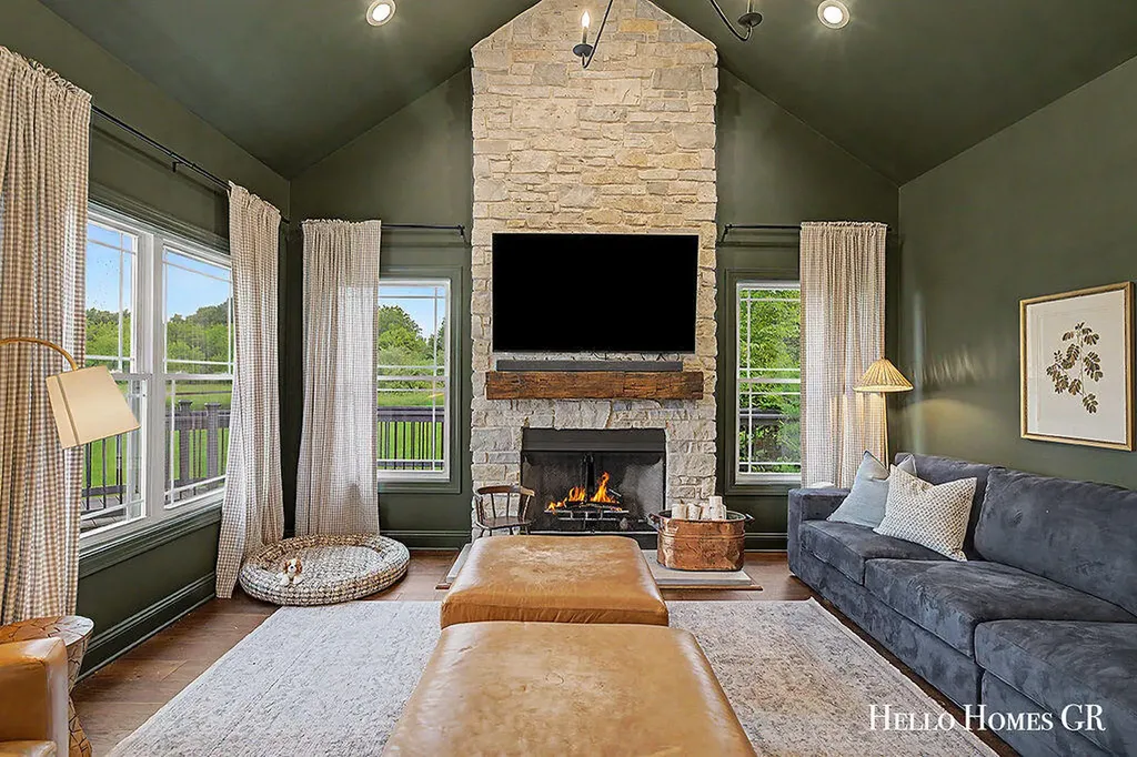 5327 Canyon River Drive NE Cannon Township MI 49301