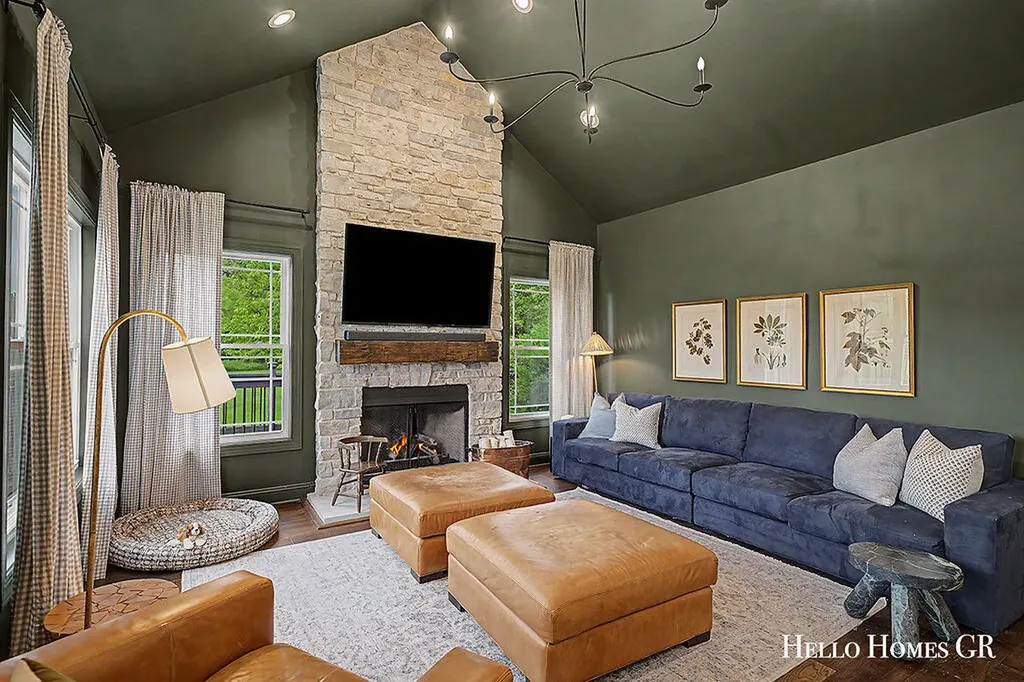 5327 Canyon River Drive NE Cannon Township MI 49301