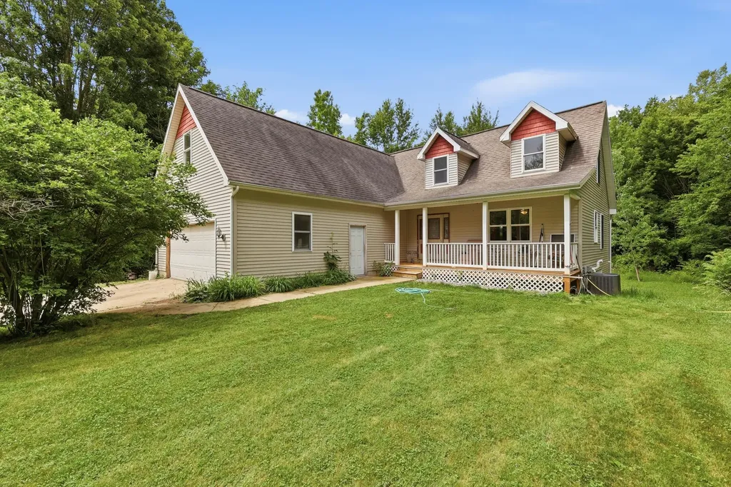 16291 24th Avenue Wright Township MI 49404