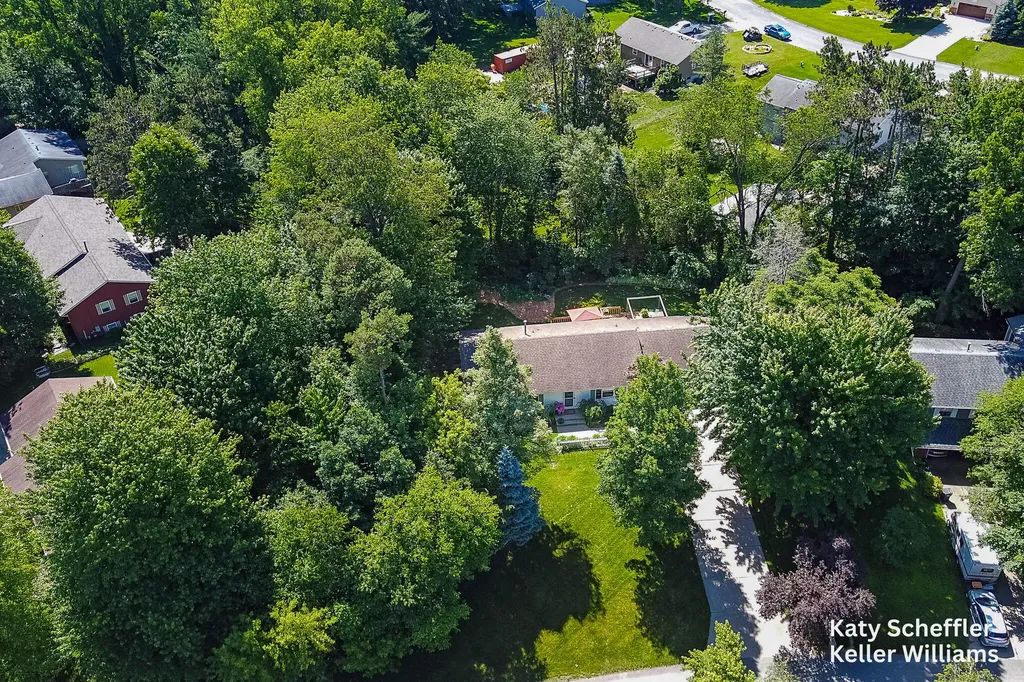 4167 Ponderosa Drive Dorr Township MI 49323