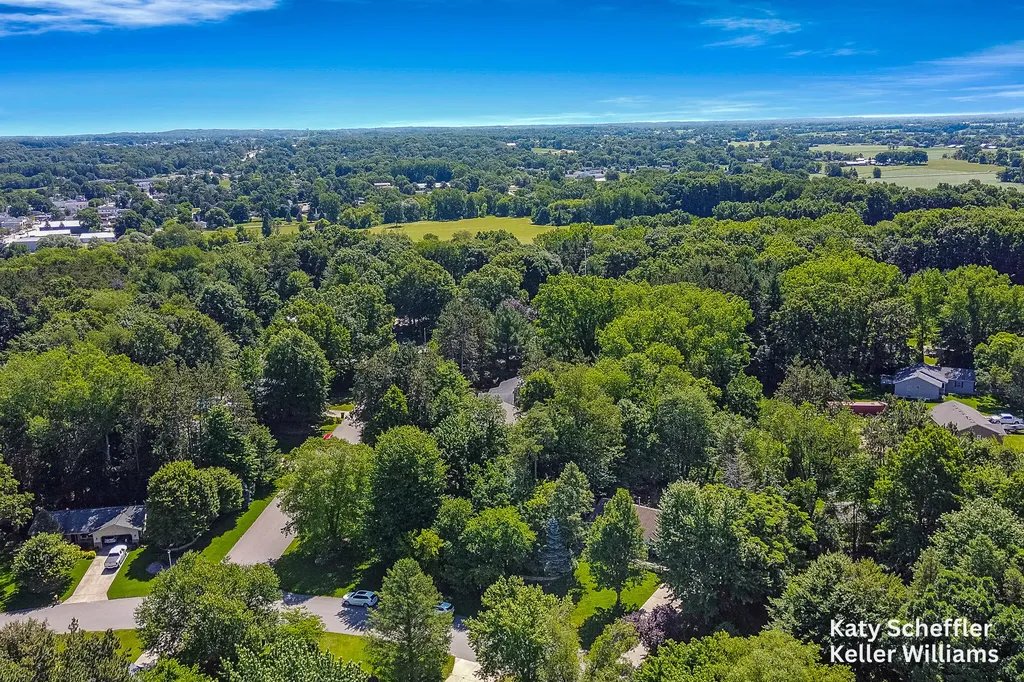 4167 Ponderosa Drive Dorr Township MI 49323