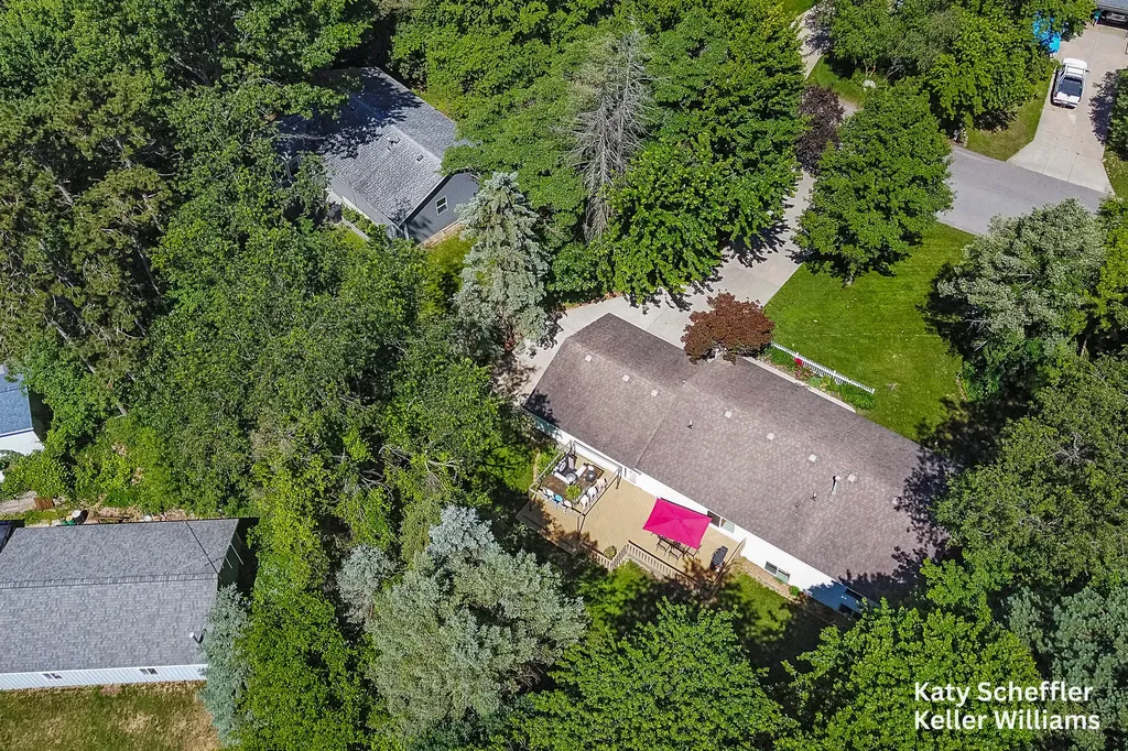 4167 Ponderosa Drive Dorr Township MI 49323