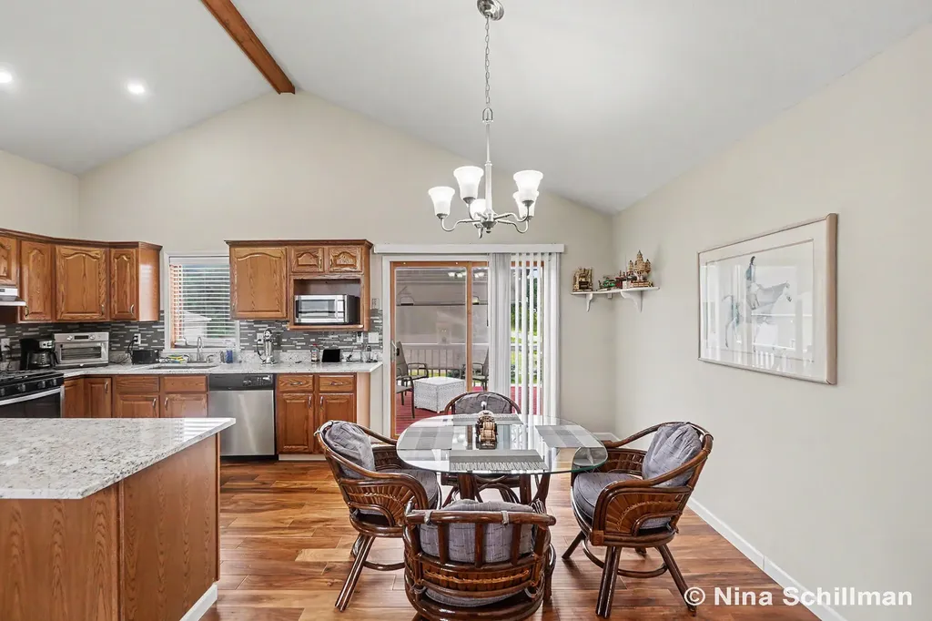 6424 E 136th Ensley Township MI 49343