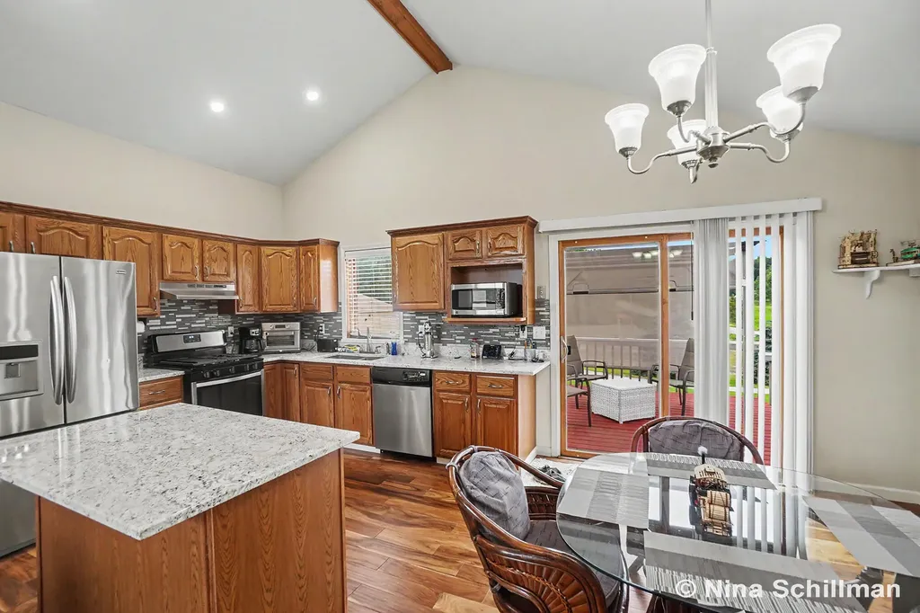6424 E 136th Ensley Township MI 49343