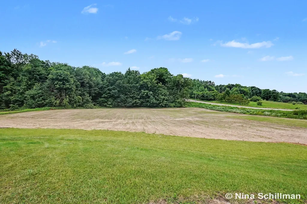 6424 E 136th Ensley Township MI 49343