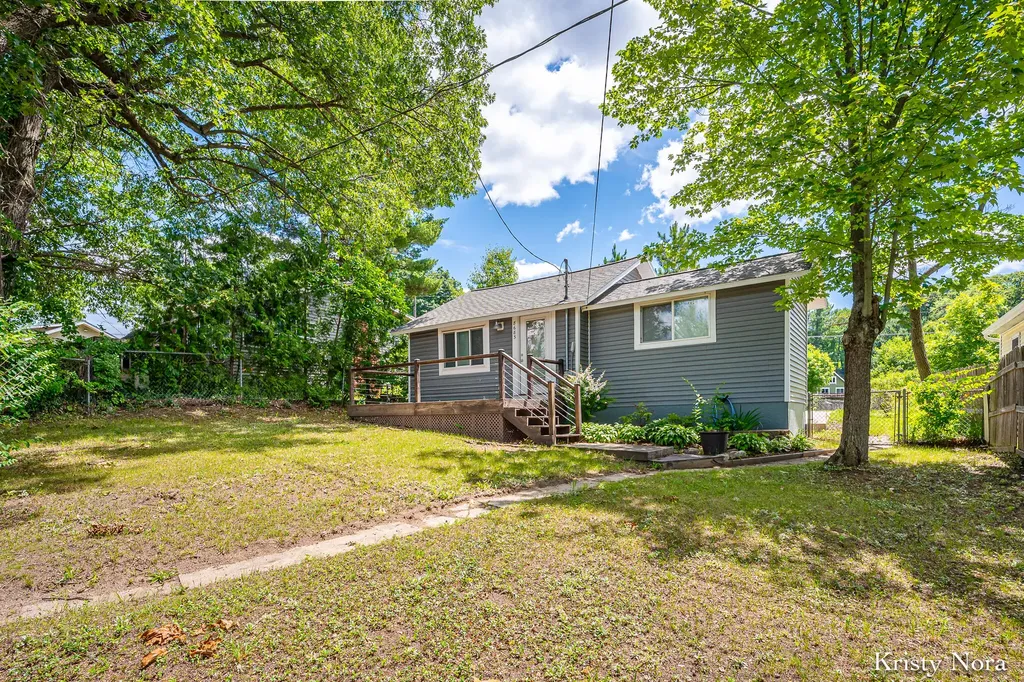 8683 Old Belding Road NE Cannon Township MI 49341