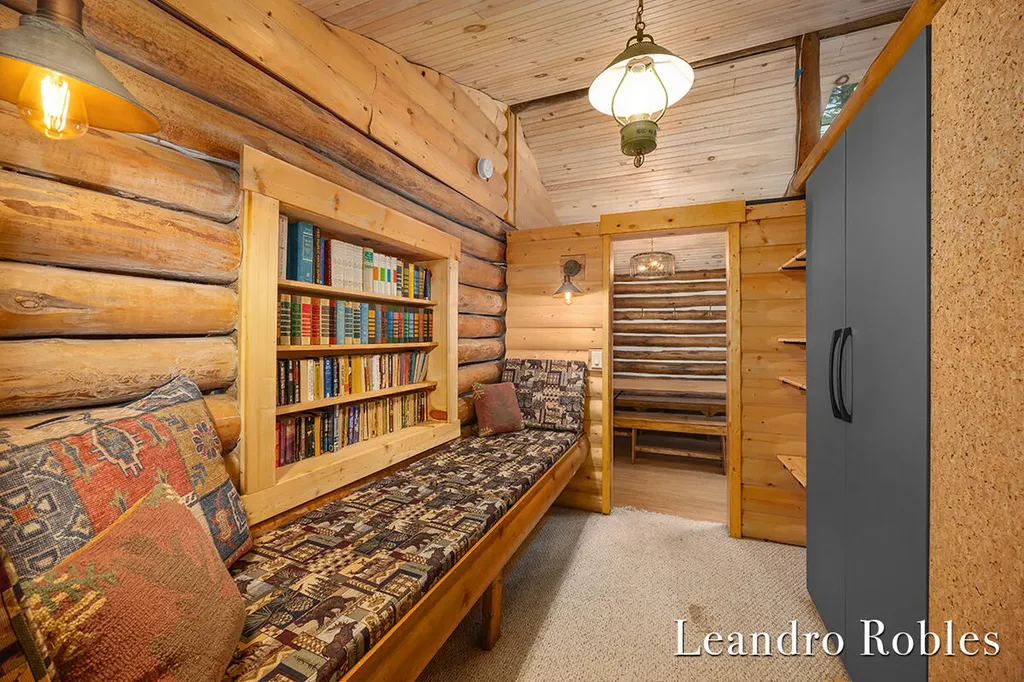 9372 S Lake Cecilia Drive Lake Township MI 49304