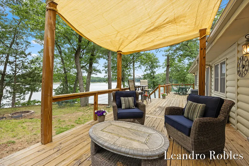 9372 S Lake Cecilia Drive Lake Township MI 49304