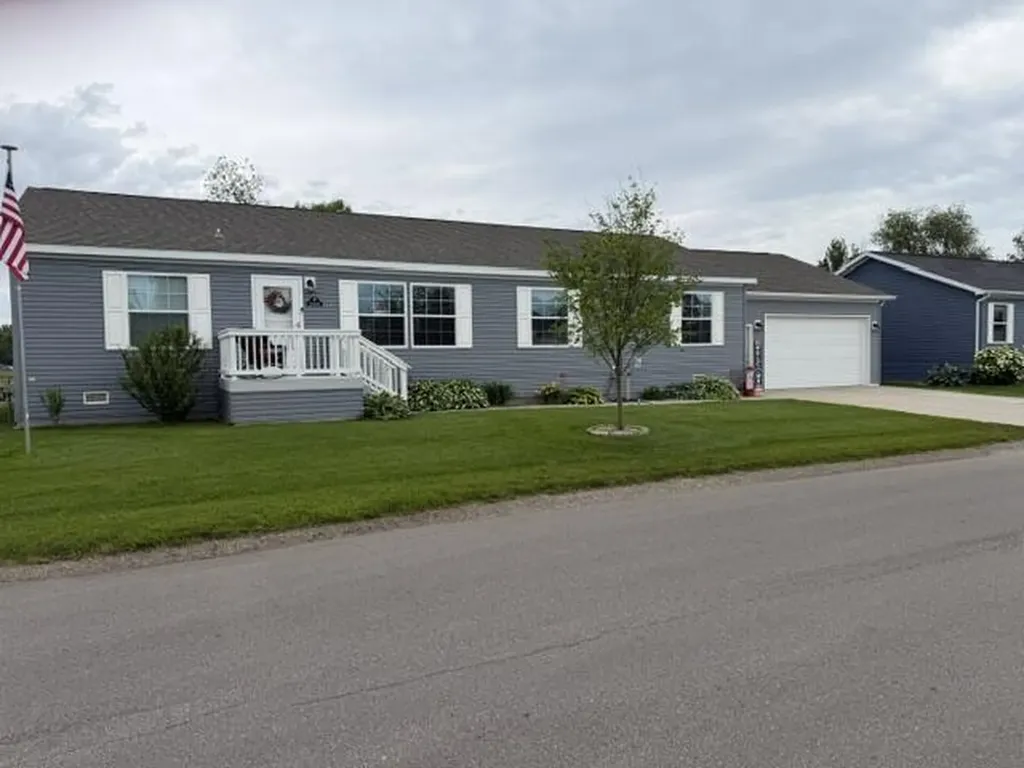 3688 Hollyfield Drive Solon Township MI 49319