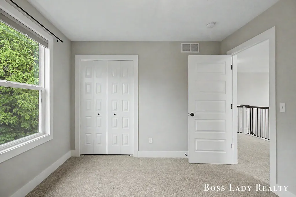 6342 Eaglewood Drive Blendon Township MI 49426